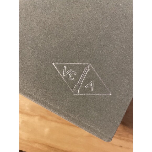 Authentic Van Cleef & Arpels VCA Gray Gift Velvet Large Magnetic Storage Box - Picture 2 of 6